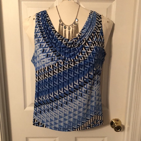 Bundle 3/$10 💛 Calvin Klein Scoop Neck Blouse size M - Picture 1 of 4